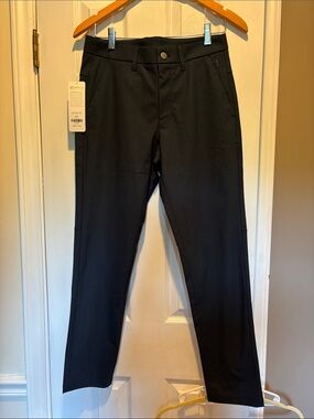 CRZ YOGA Men's All Day Comfy Performance Golf Pants Navy Size 28x30 NWT Tapered